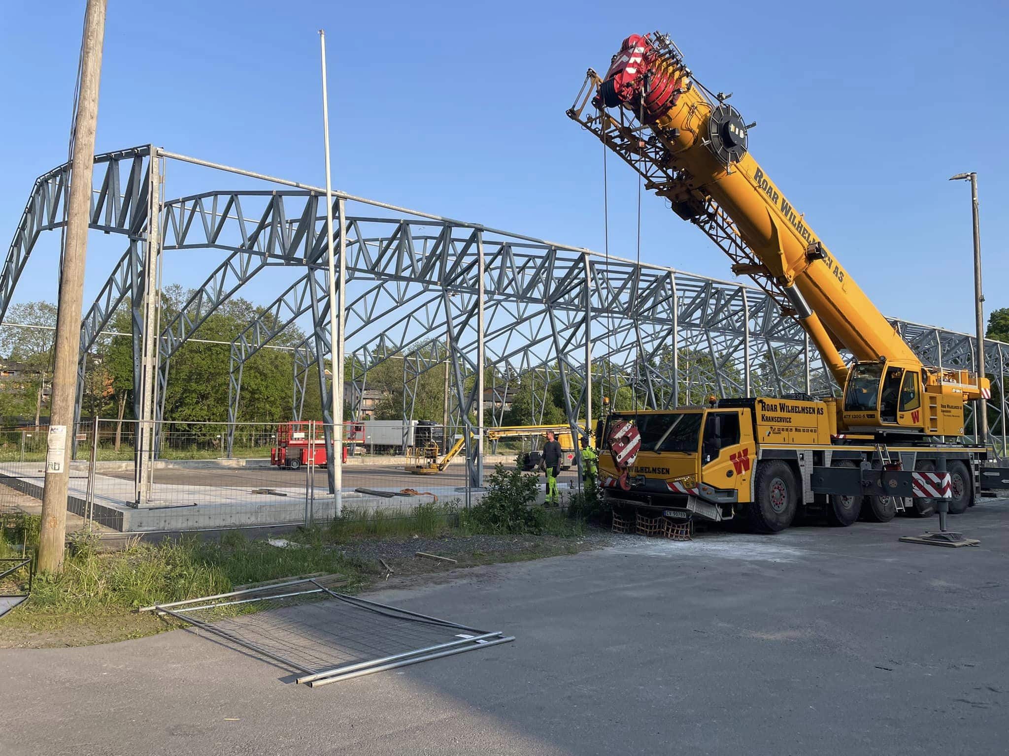 257373220203847 3316666446838841897 N – Moss – Telthall (2024)