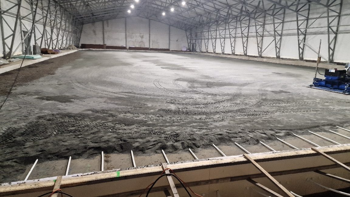 Moss-Kunstisbane-Telthall00094 — Moss