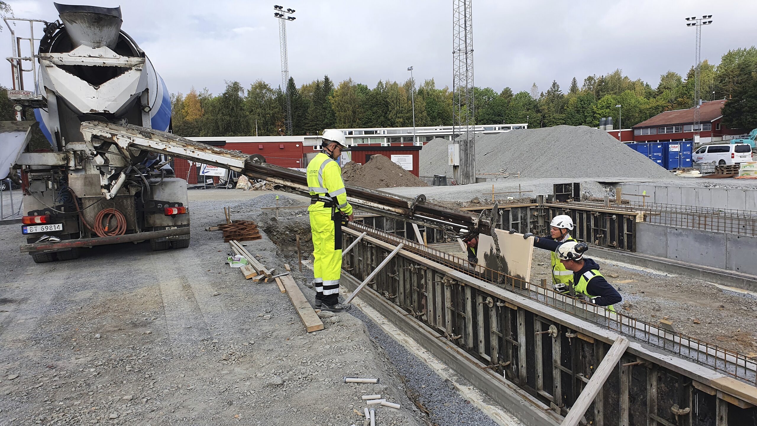 Hosle Tripletex148 – Øvrevoll Hosle – Utebane (2021)