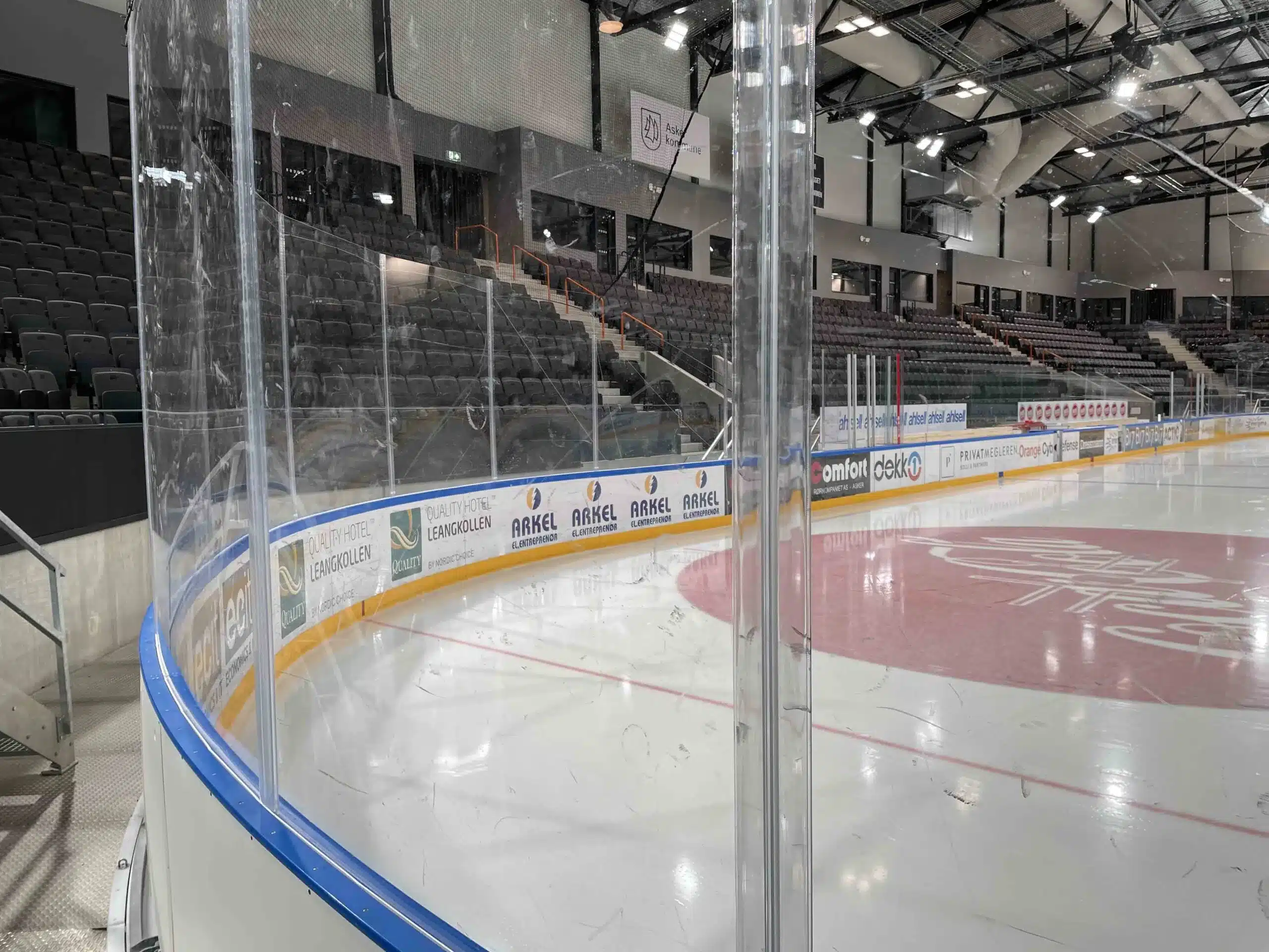 Varner Arena ishall - kvalitetssikret av Isbaneteknikk AS